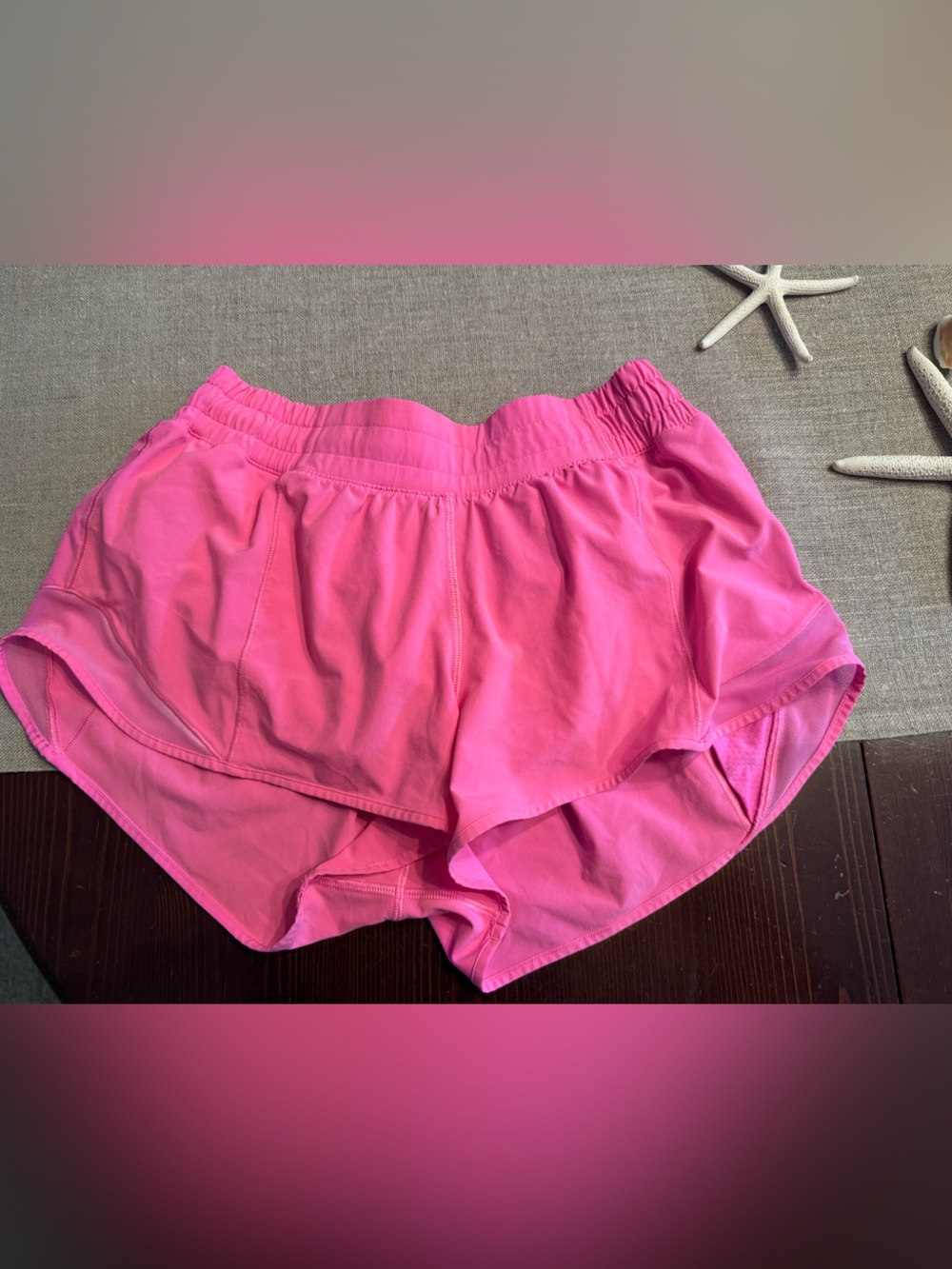 Lululemon Hotty Hot Short II *2.5" Dark Prism Pink size 8